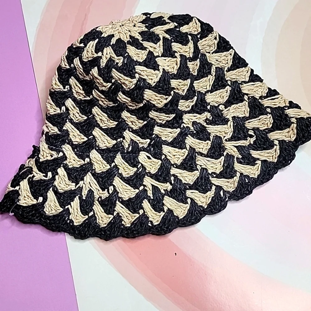 Zara‎ Bucket Hat